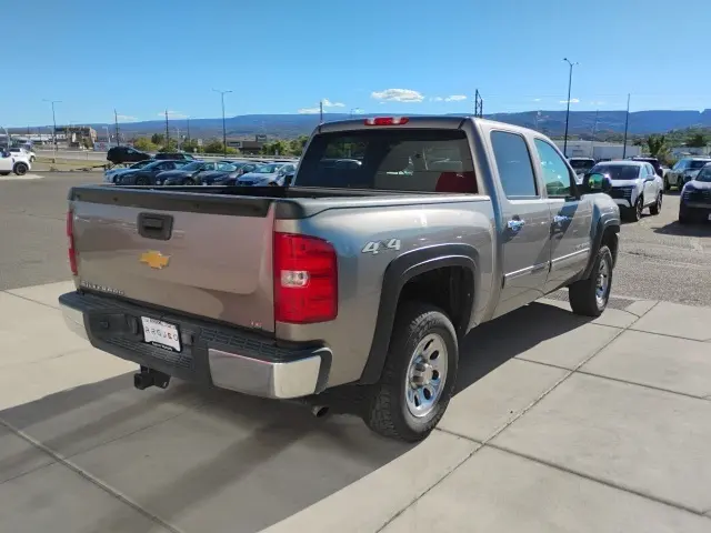 2012 Chevrolet Silverado 1500 LS photo 2