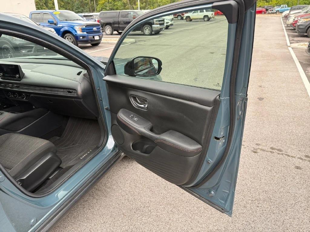 2025 Honda HR-V Sport - Photo 23