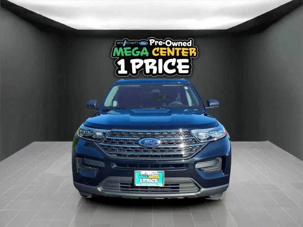 2024 Ford Explorer XLT photo 10