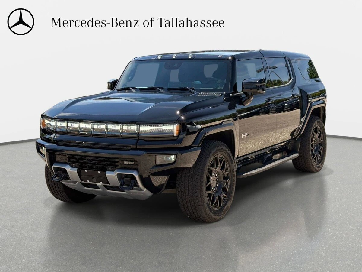 2024 GMC Hummer EV 2X SUV's photo