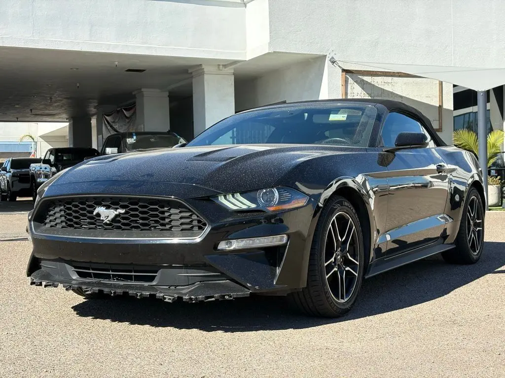 2021 Ford Mustang Convertible photo 4