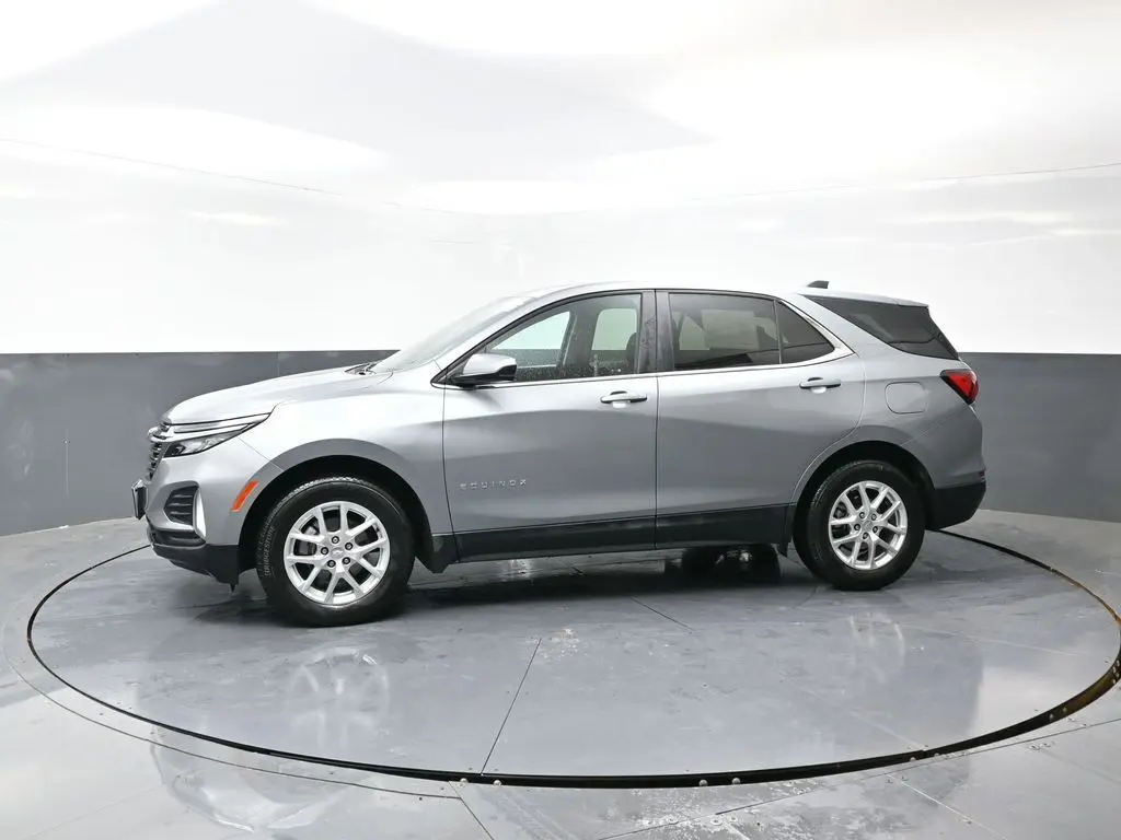 2024 Chevrolet Equinox LT photo 4