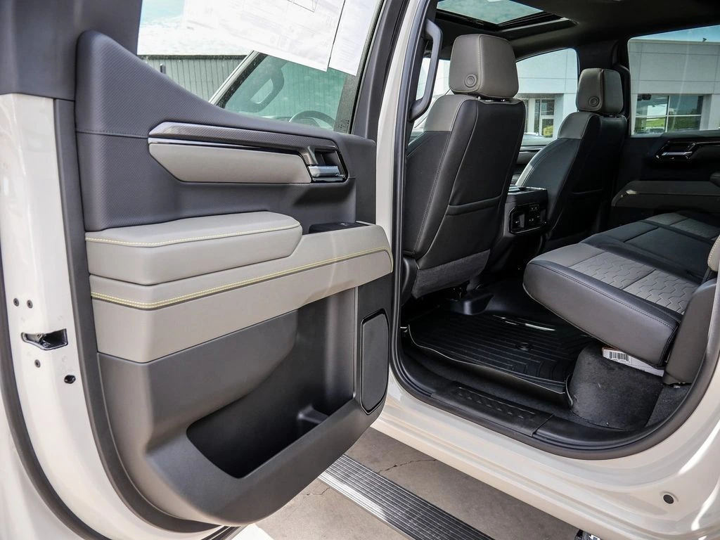 2026 Chevrolet Silverado 1500 ZR2 - Photo 34