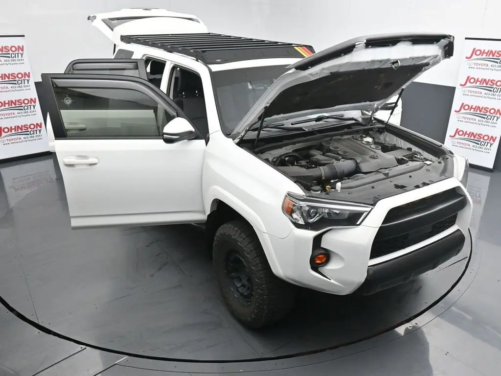 2021 Toyota 4Runner SR5 Premium 4WD photo 25