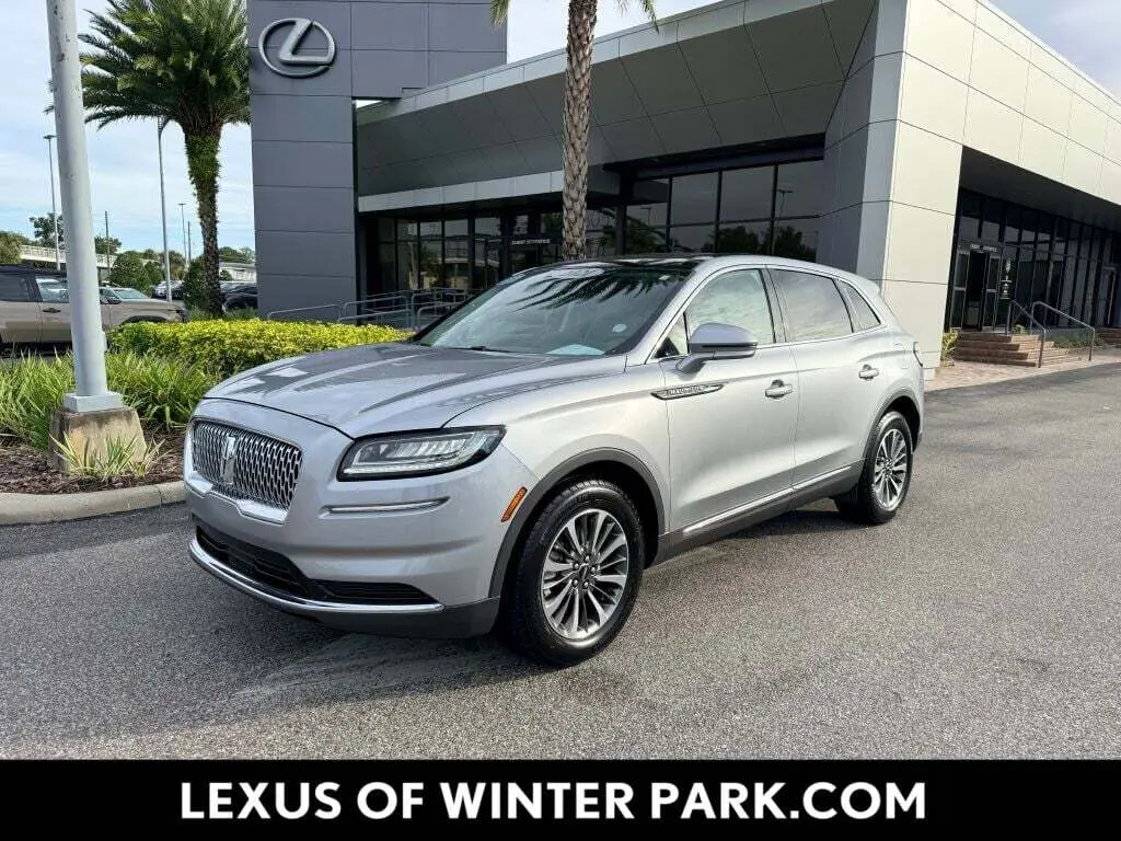 2021 Lincoln Nautilus Reserve's photo