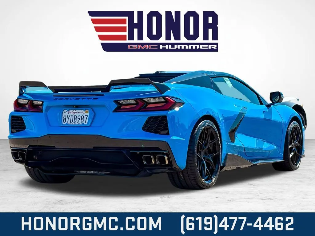 2021 Chevrolet Corvette 3LT photo 3