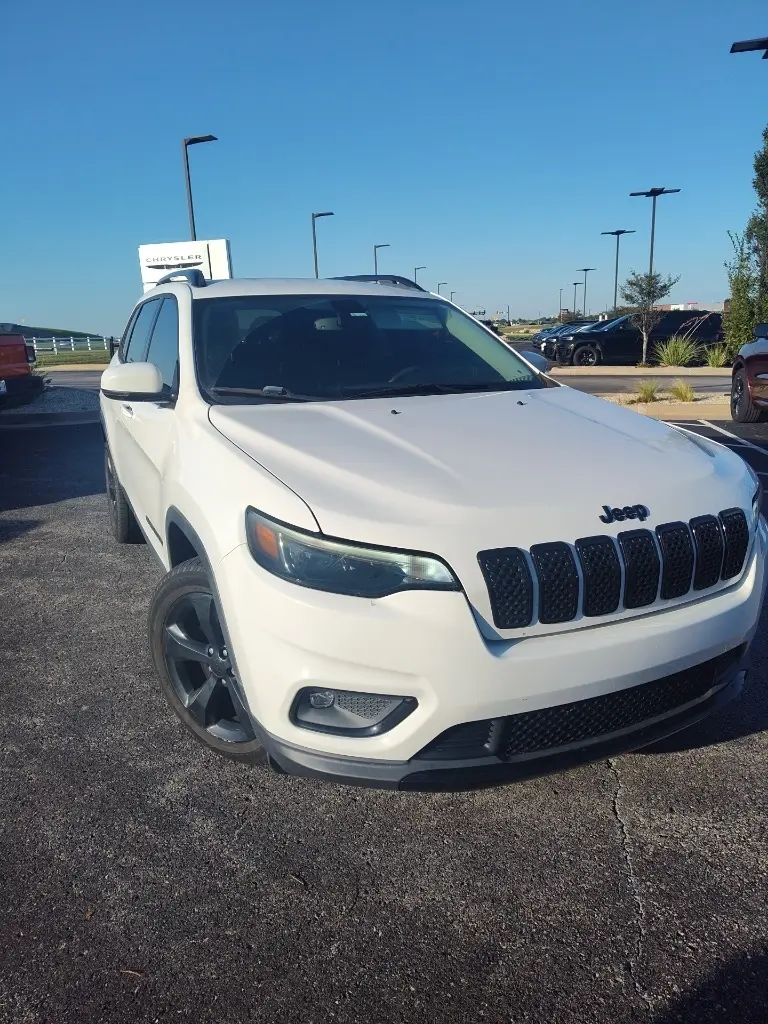 2020 Jeep Cherokee Altitude photo 20