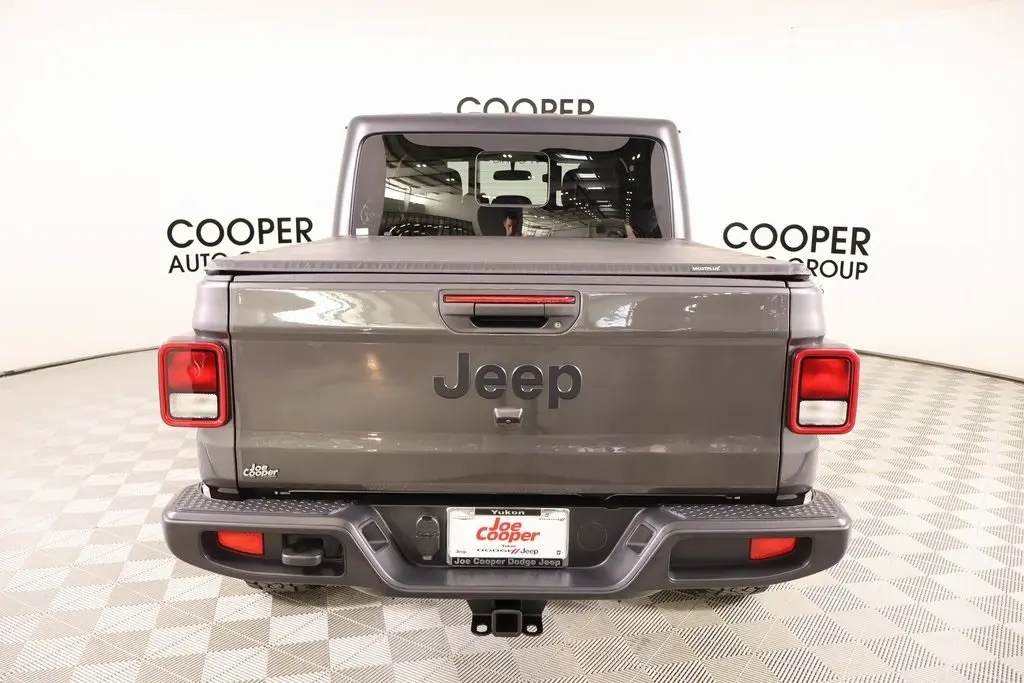 2022 Jeep Gladiator Altitude photo 20