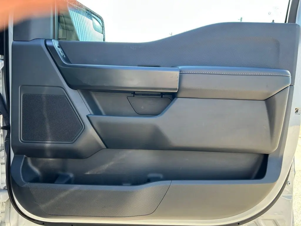 2023 Ford F-150 XL photo 25