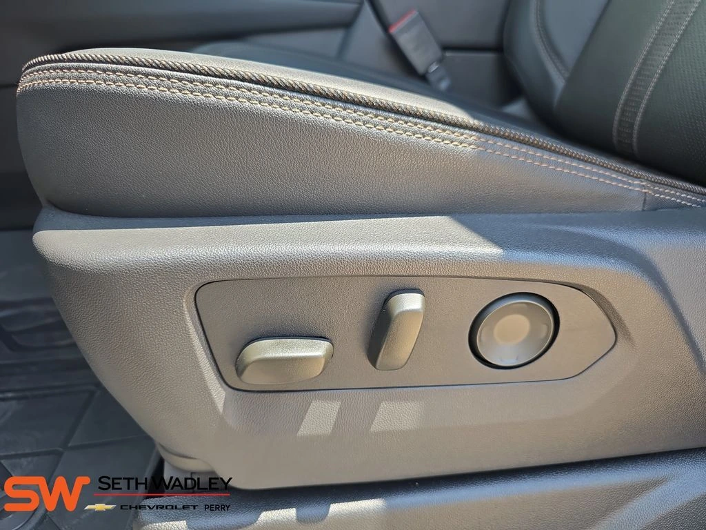 2026 Chevrolet Suburban High Country - Photo 30