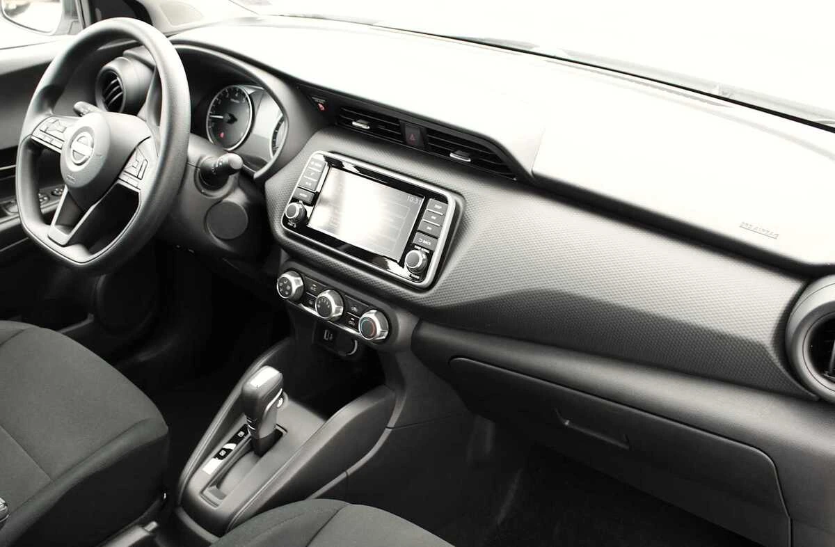 2025 Nissan KICKS PLAY Base - Photo 26