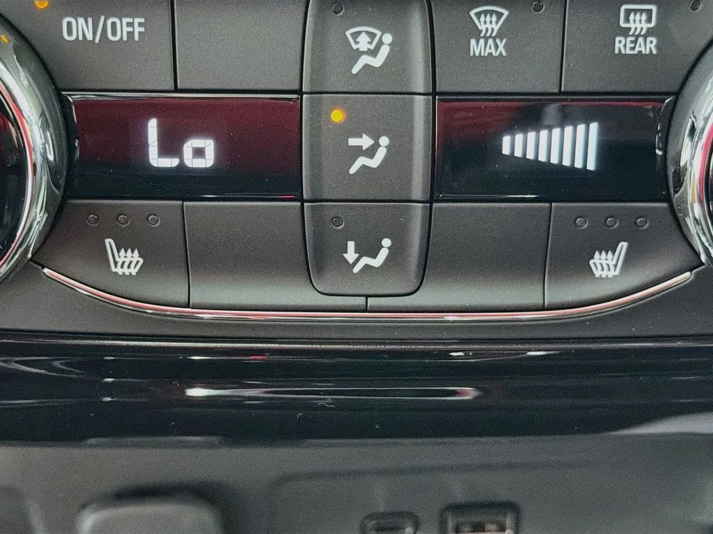 2026 Chevrolet Trax LT - Photo 19
