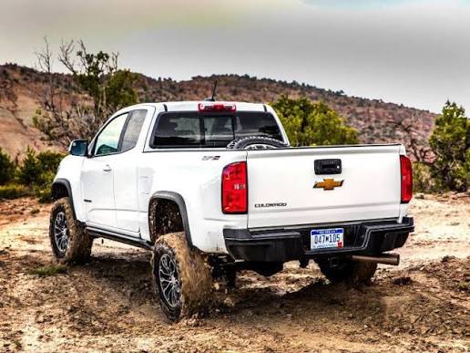 New Chevrolet Colorado ZR2 in Black