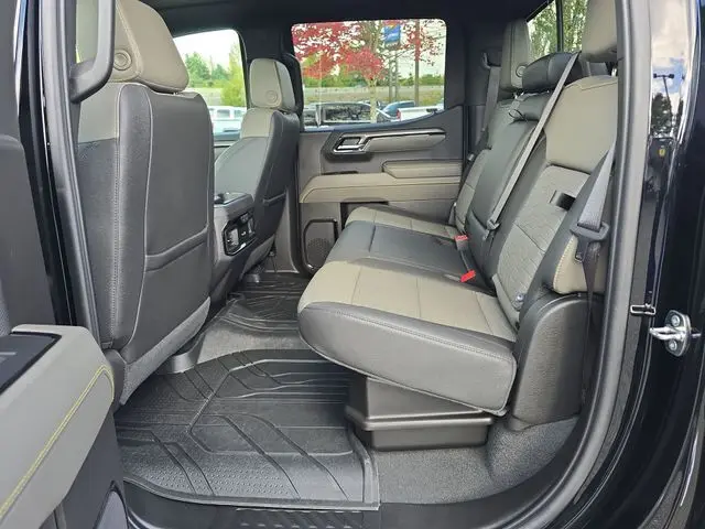 2024 Chevrolet Silverado 1500 ZR2 photo 29