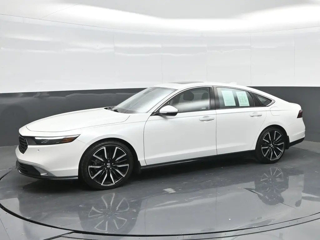 2023 Honda Accord Hybrid Touring photo 7