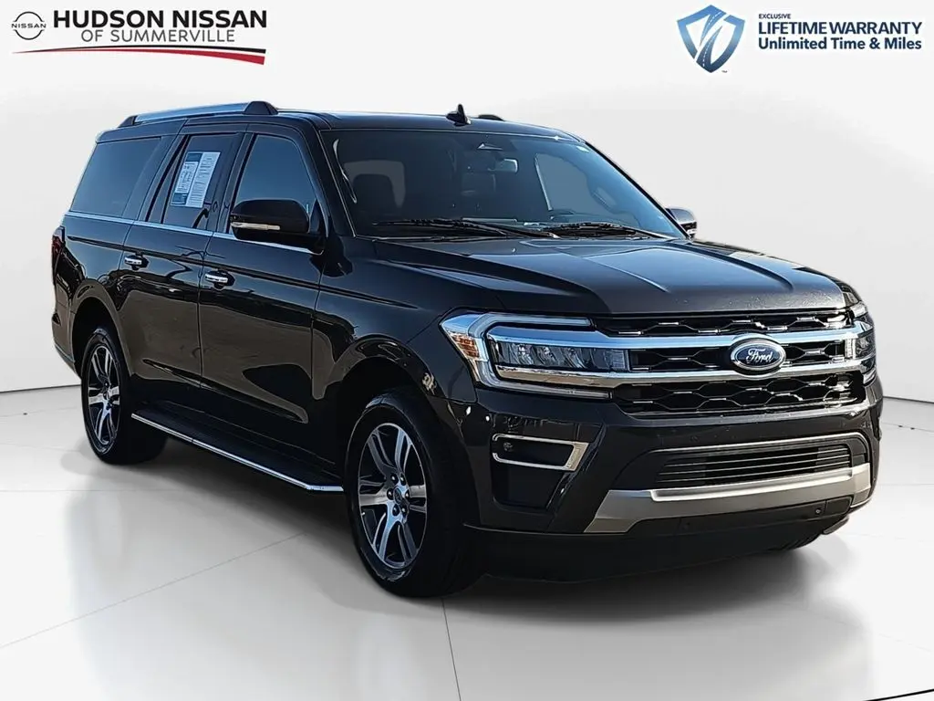 2023 Ford Expedition Limited's photo