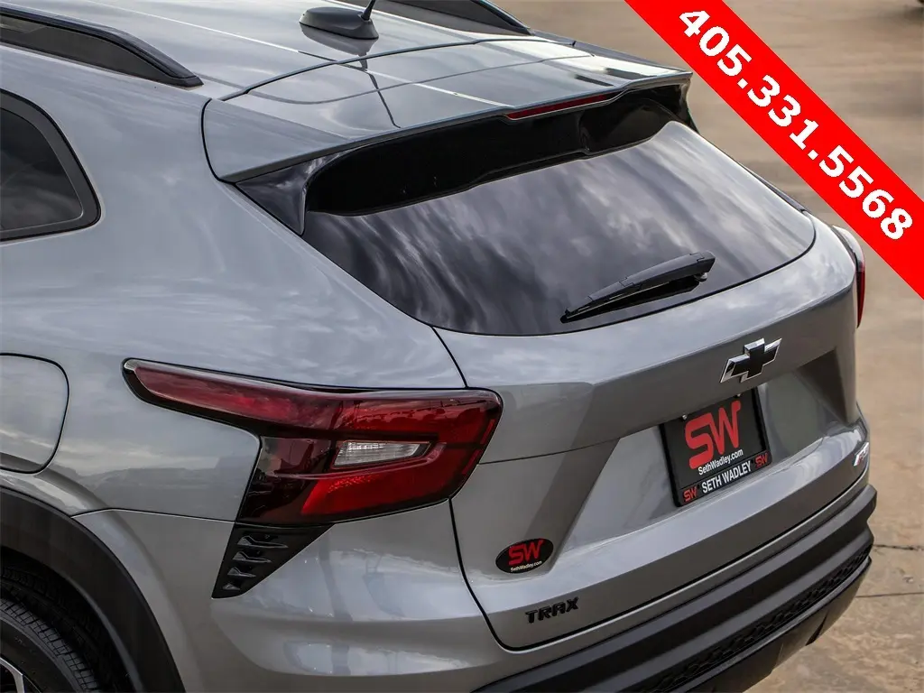 2025 Chevrolet Trax photo 6