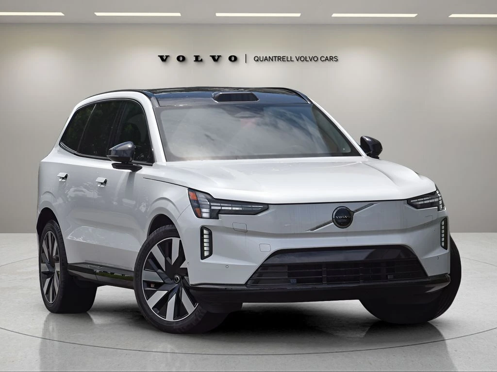 2025 Volvo - image 1