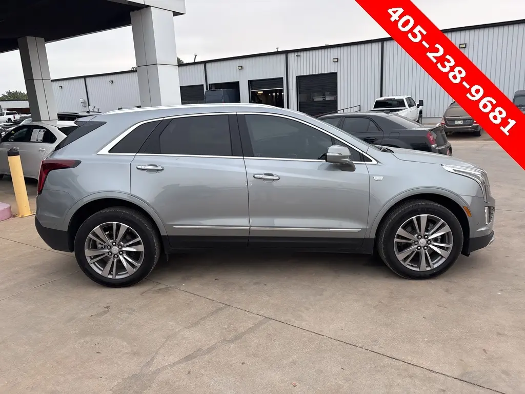 2024 Cadillac XT5 Premium Luxury photo 2