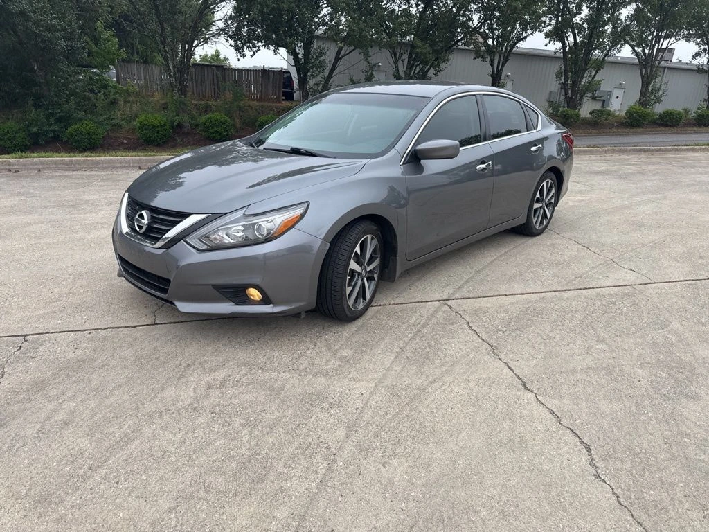 2017 Nissan Altima 2.5 SR's photo