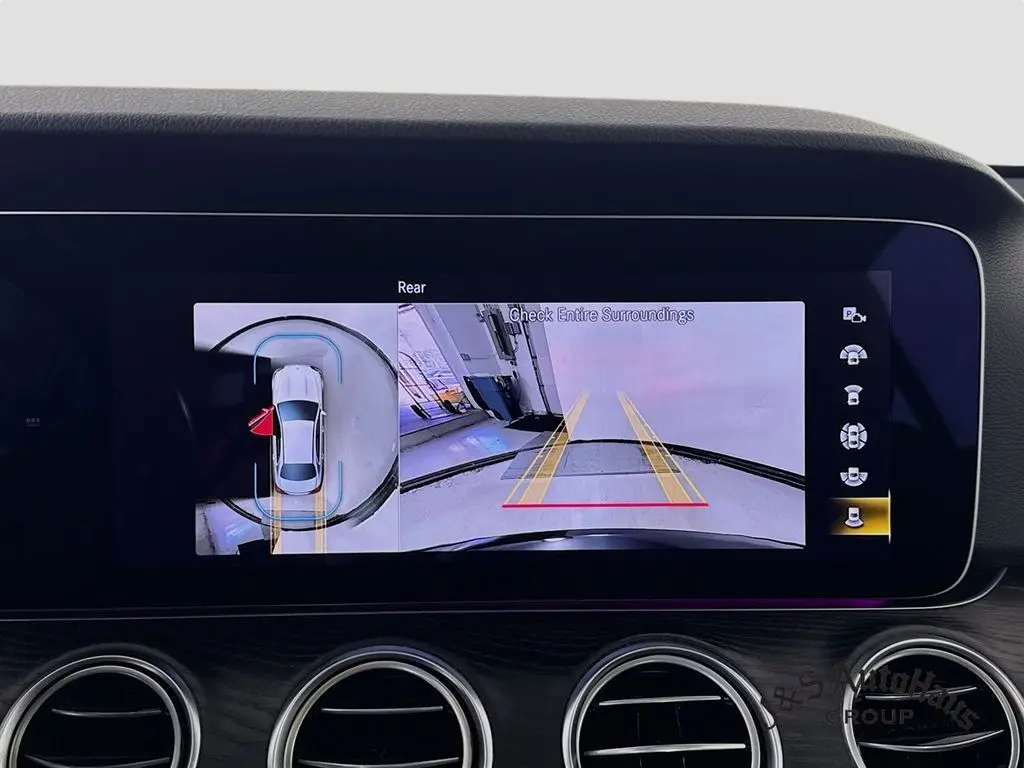 2022 Mercedes Benz E 350 photo 17