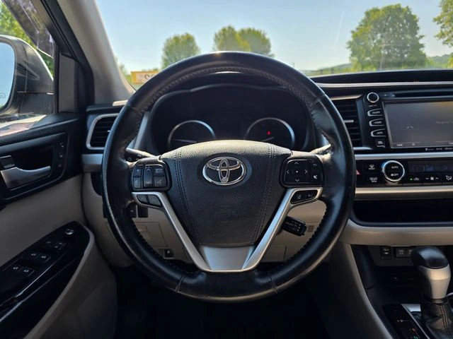 2017 Toyota Highlander Limited - Photo 27