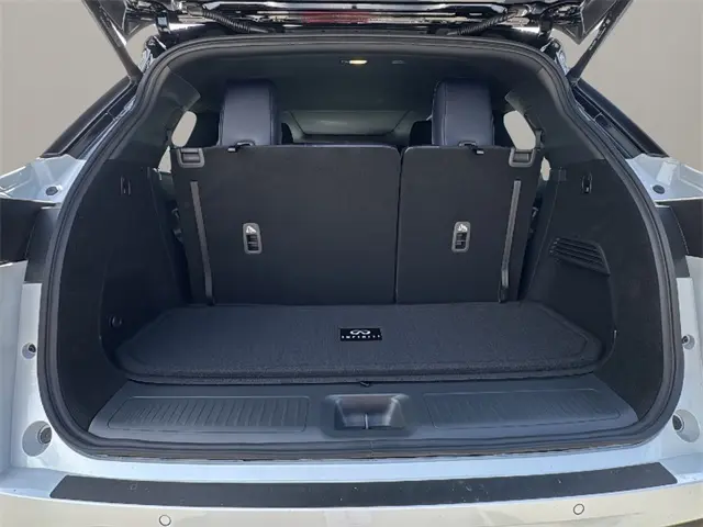 2026 Infiniti QX60 Luxe photo 26
