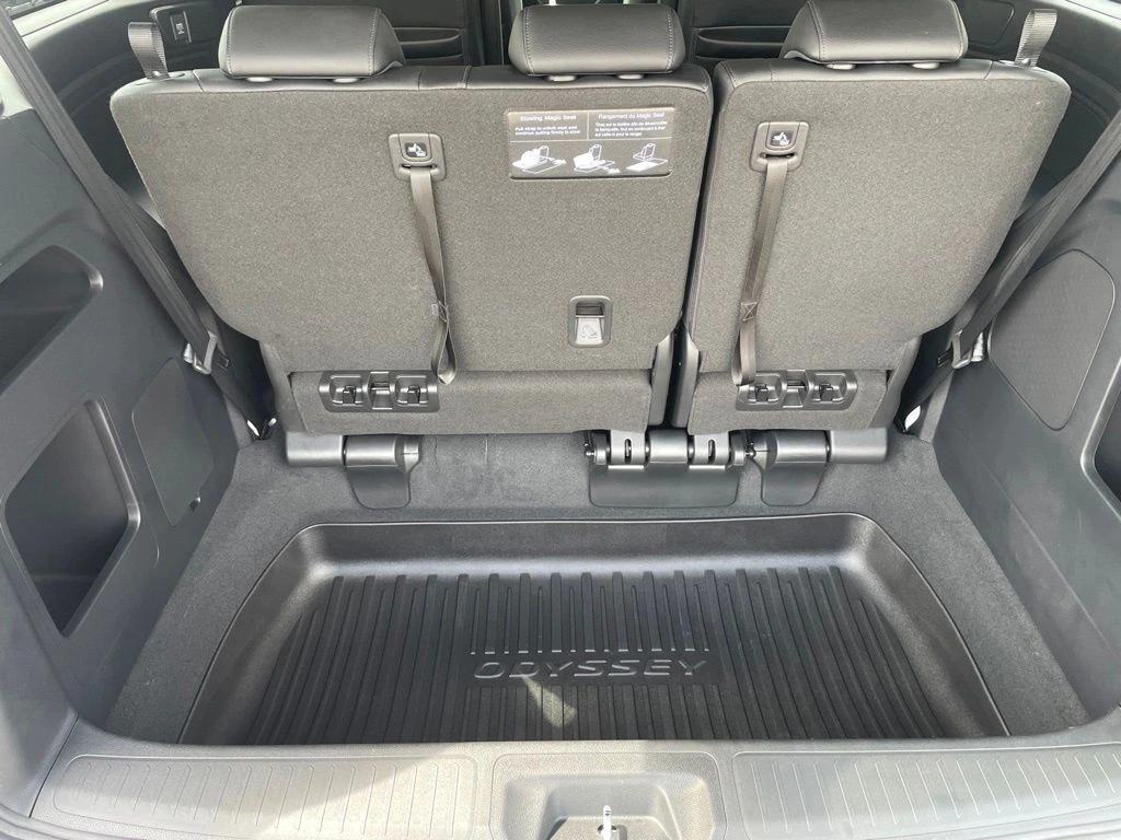 2026 Honda Odyssey EX-L - Photo 14