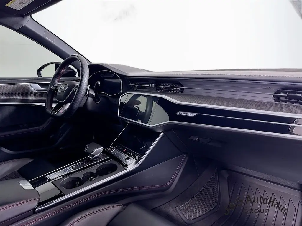 2022 Audi RS 6 Avant Base photo 33