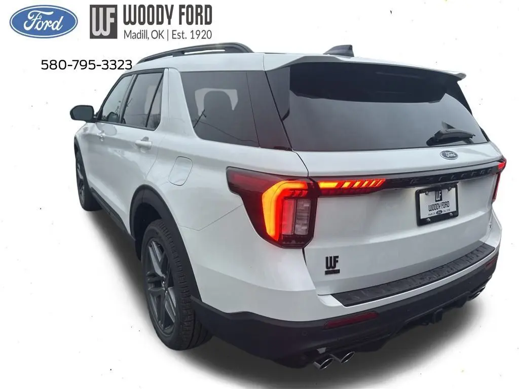 2026 Ford Explorer ST photo 4