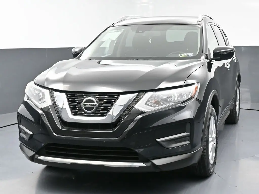 2020 Nissan Rogue SV photo 4