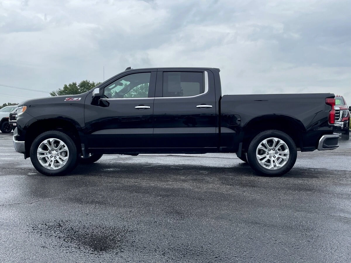 2024 Chevrolet Silverado 1500 LTZ - Photo 8