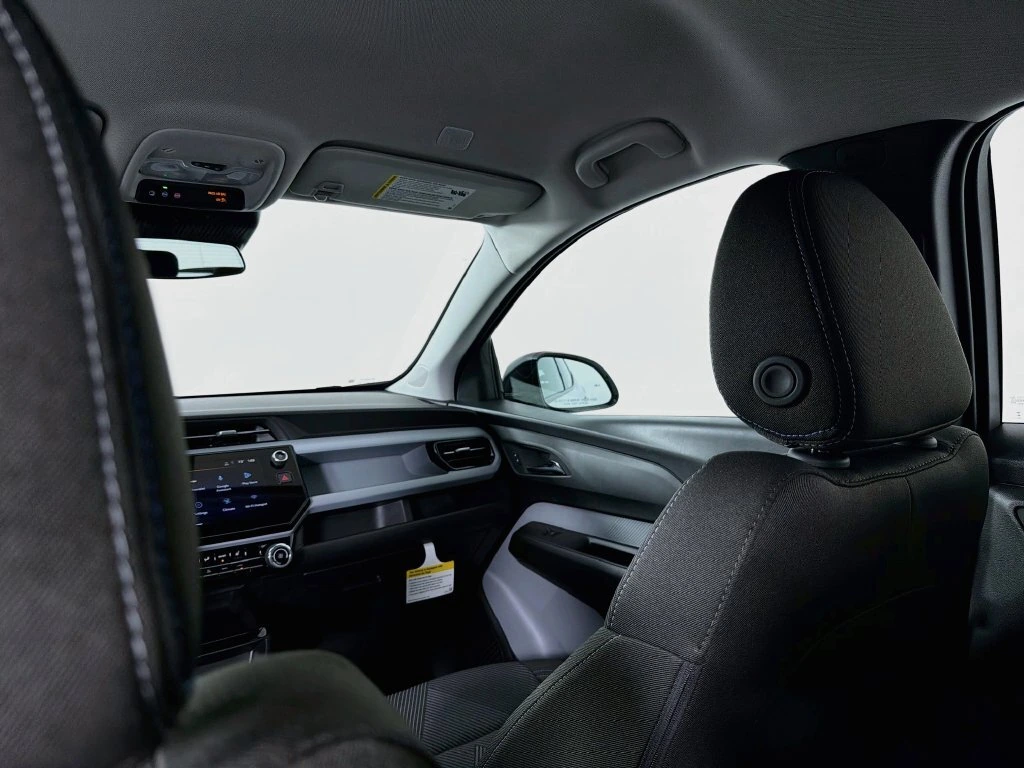 2027 Chevrolet Bolt EV LT - Photo 23
