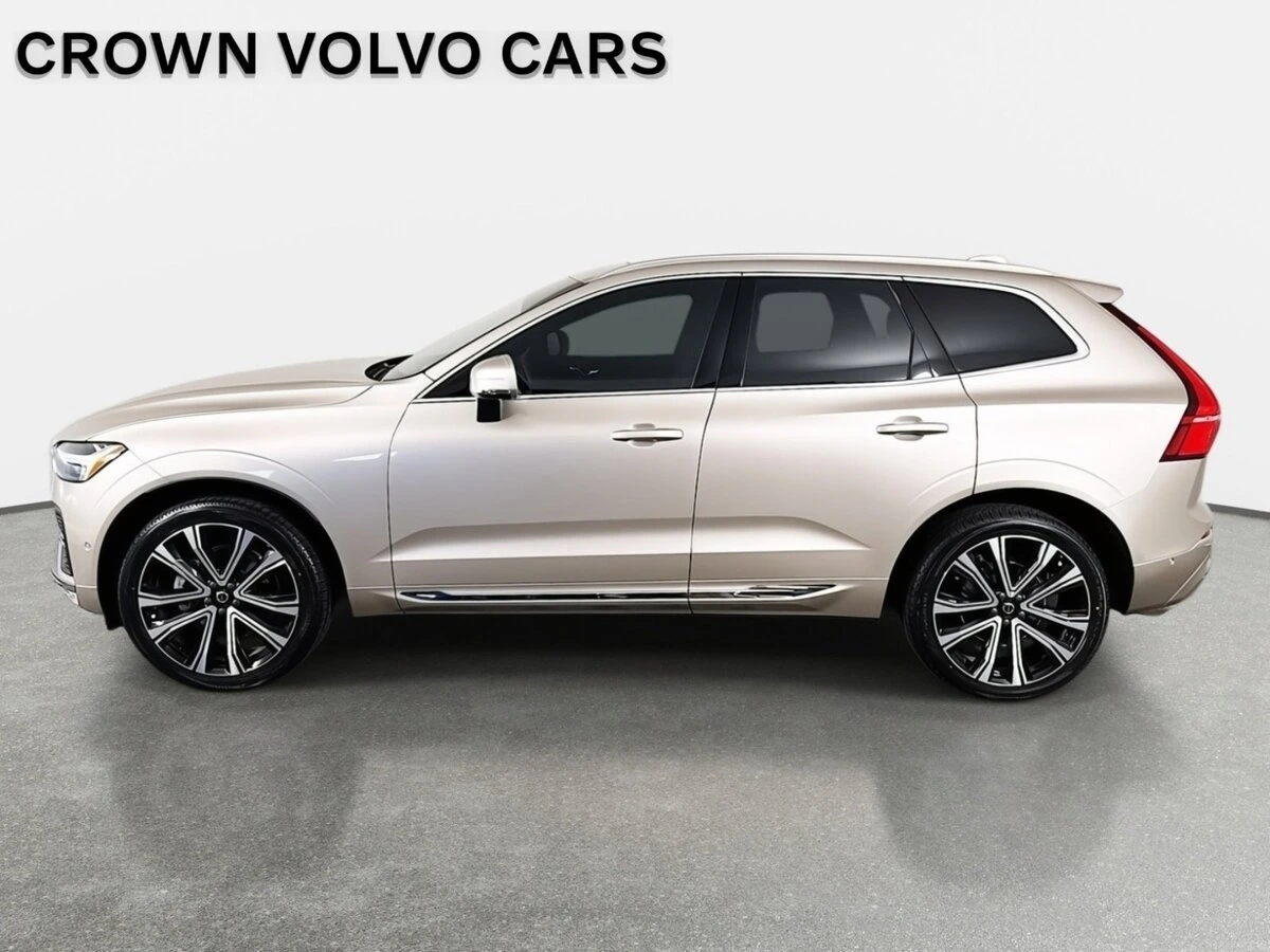 2023 Volvo - image 8