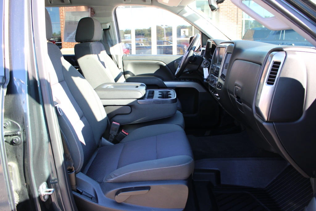 2018 Chevrolet Silverado 1500 LT - Photo 39