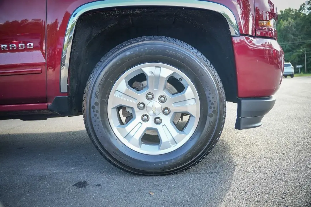 2018 Chevrolet Silverado 1500 Z71 LT photo 14