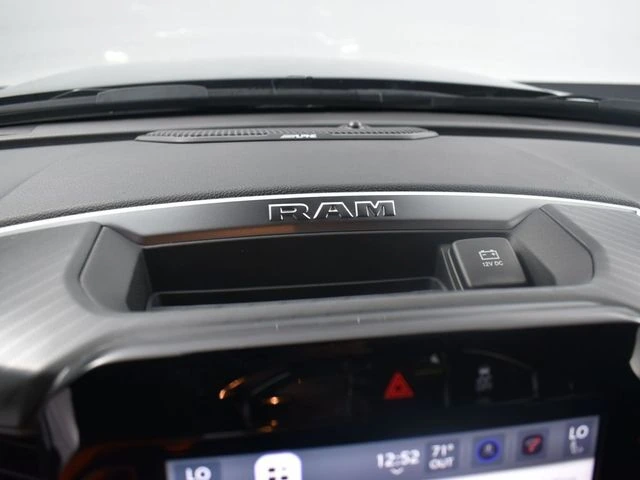2025 RAM 2500 Big Horn - Photo 23