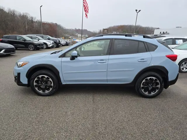 2021 Subaru Crosstrek Premium photo 2