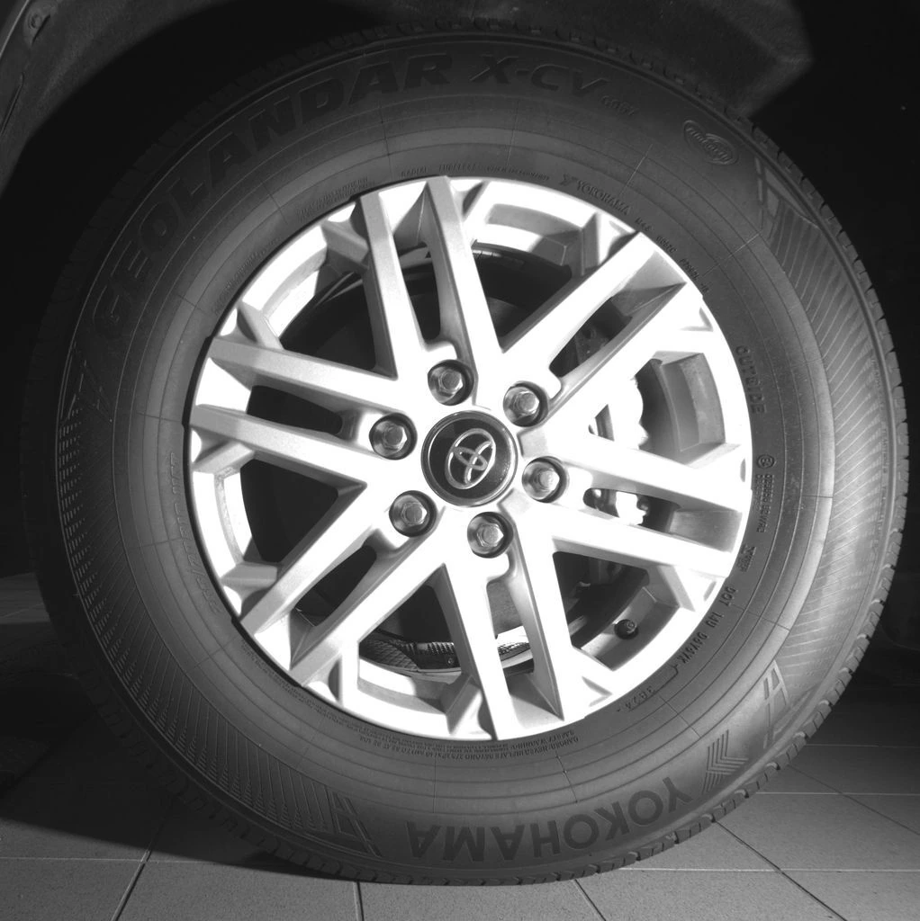 2025 Toyota Sequoia SR5 - Photo 26