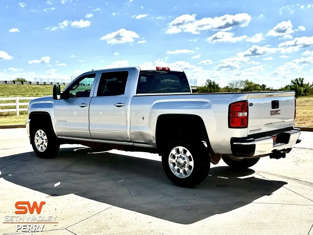 2015 Gmc Sierra SLE photo 3