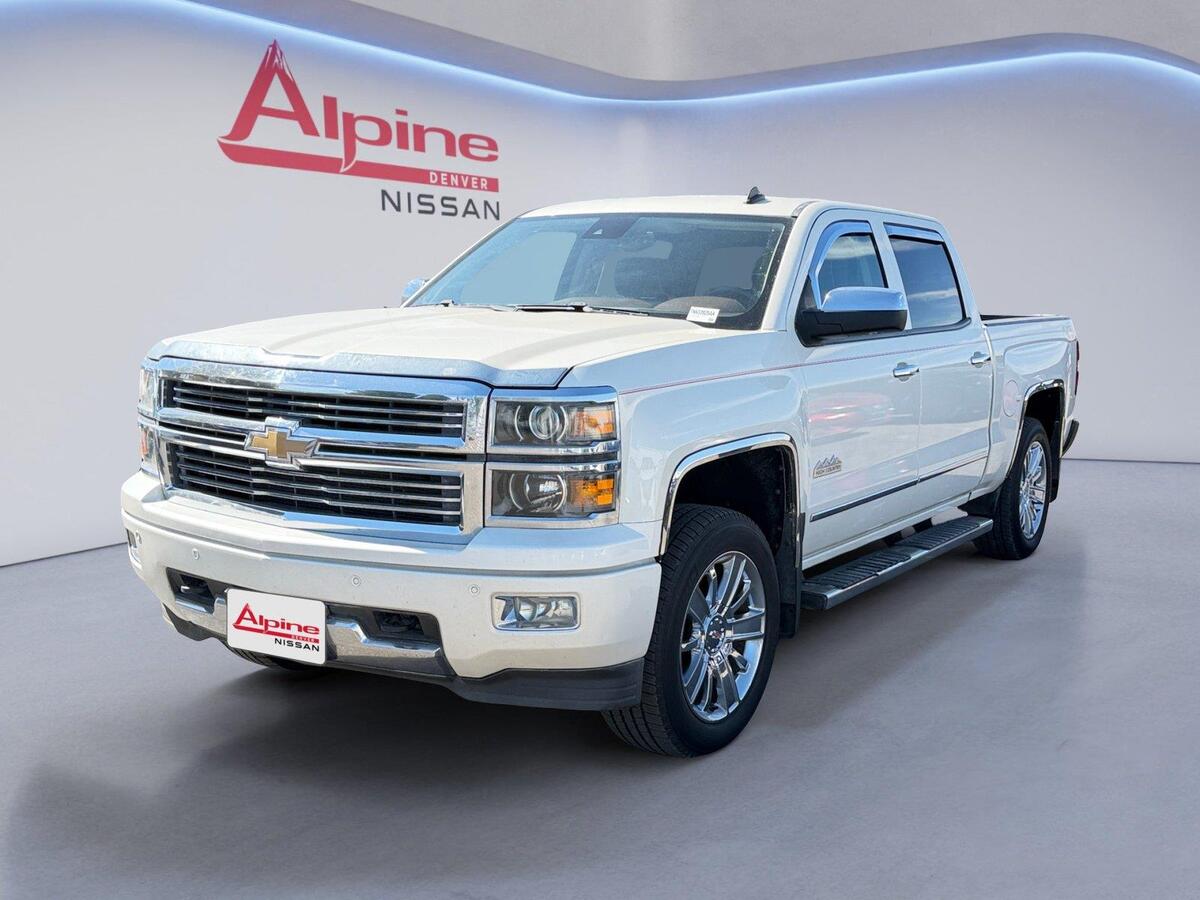 White Diamond Tricoat 2014 Chevrolet Silverado 1500 Pickup Truck Four-Wheel Drive Automatic