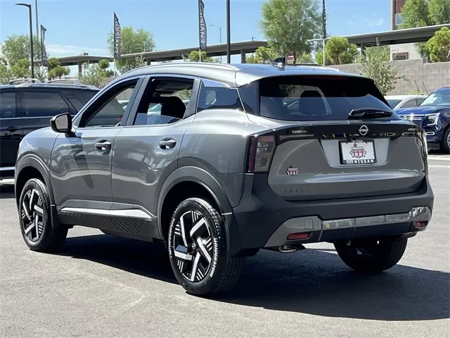 2026 Nissan Kicks SV photo 3