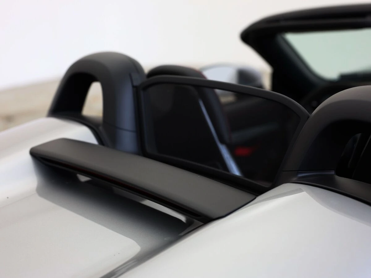 2022 Porsche 718 Spyder - Photo 23