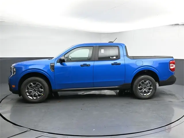 2025 Ford Maverick XLT photo 4