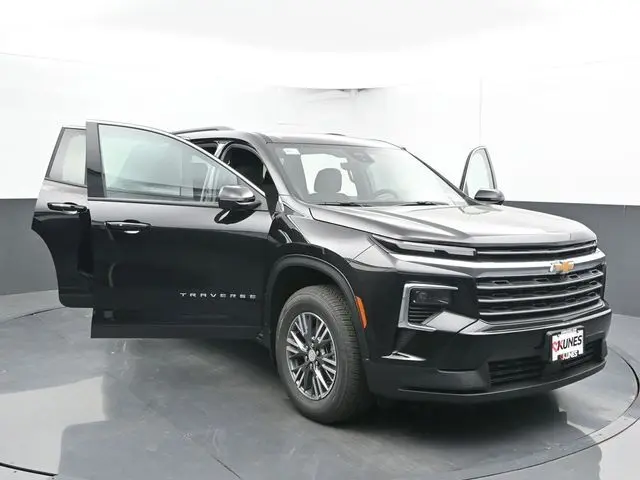 2026 Chevrolet Traverse 2LT photo 40
