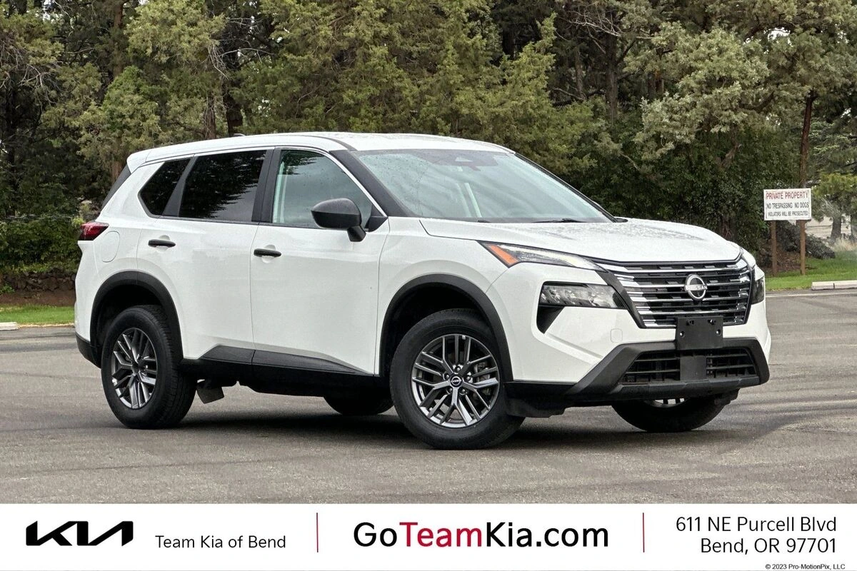 2024 Nissan Rogue S AWD's photo