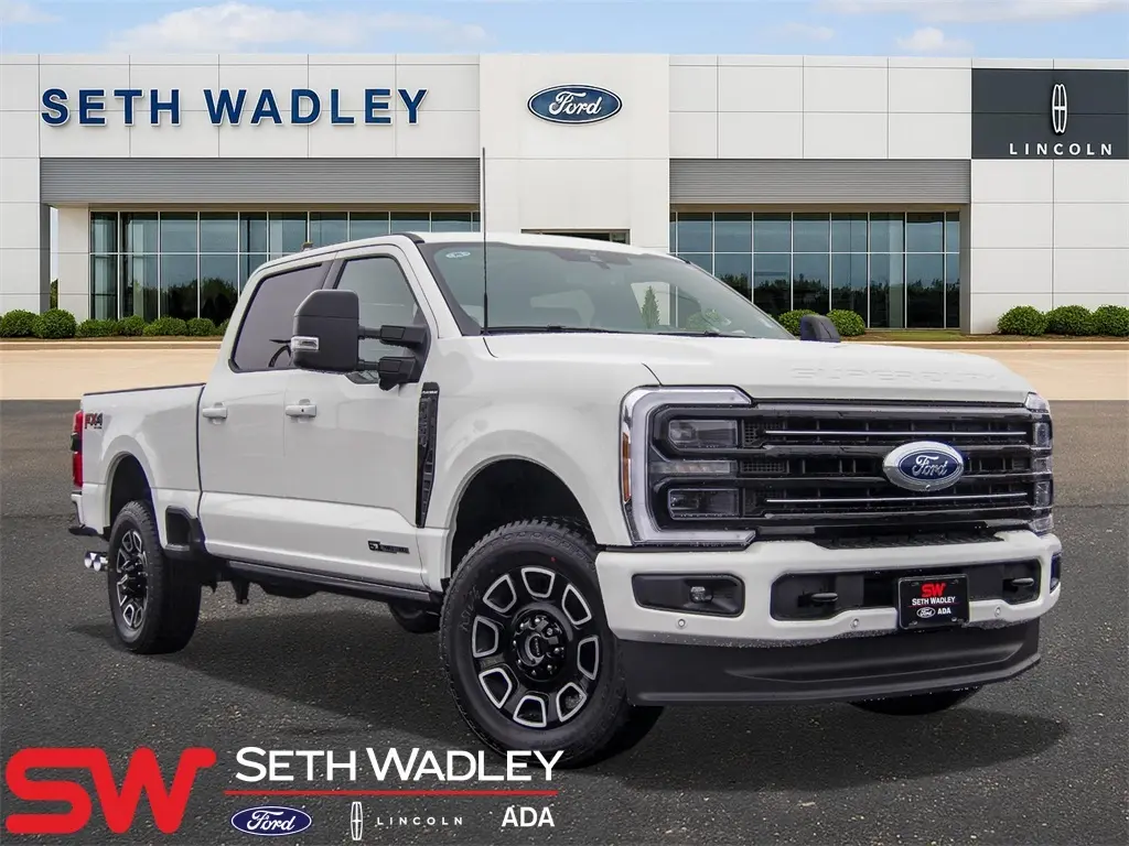 2026 Ford F-250 Super Duty Platinum's photo