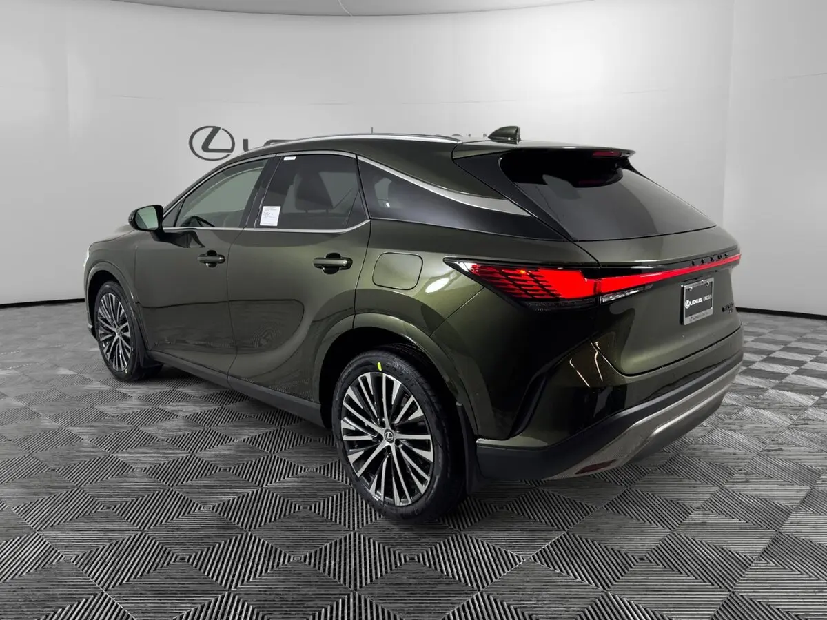 2026 Lexus RX 350 Premium AWD photo 2