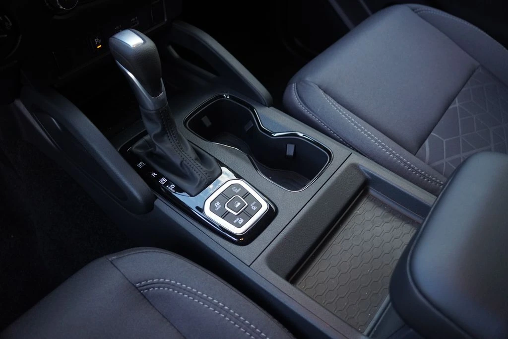2026 Nissan Frontier SV - Photo 21