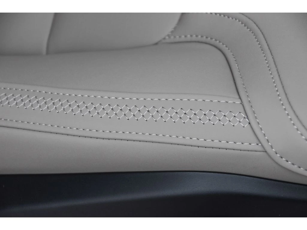 2026 Volvo - image 34